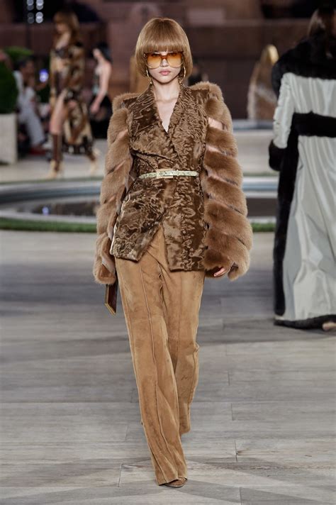 fendi fall 2019 couture collection|fendi fur collection.